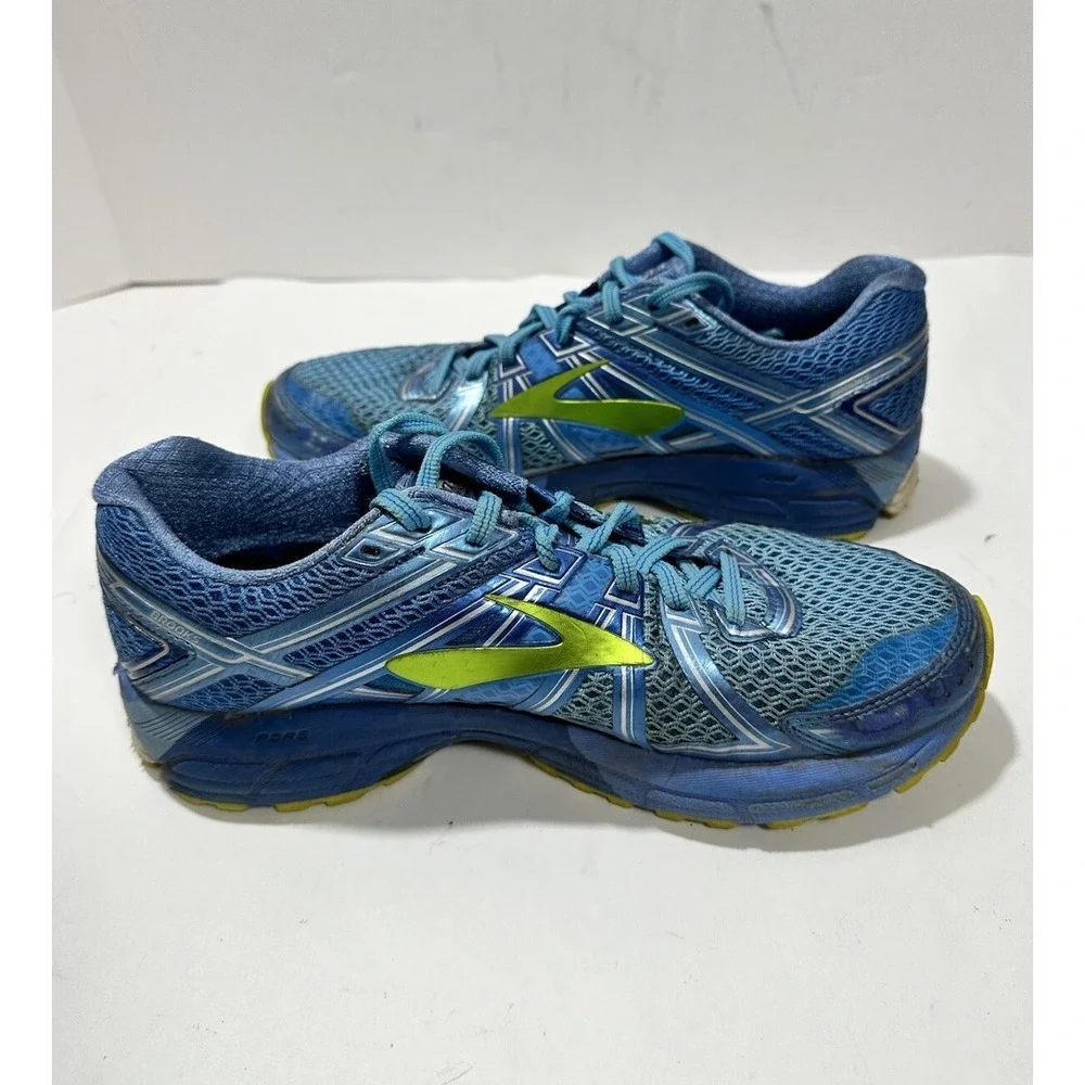 Brooks Adrenaline GTS 17 Womens 9.5 Sneakers Running Shoes Blue Green‎